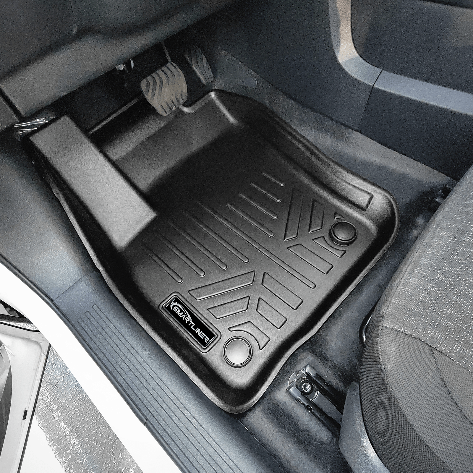 SMARTLINER Custom Fit Floor Liners For 2025 Nissan Kicks (FWD) Smartliner USA