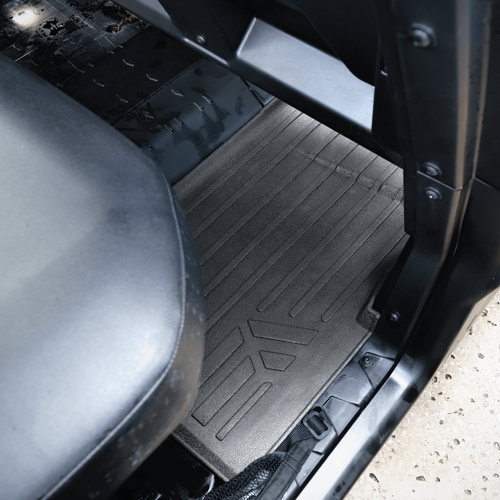 SMARTLINER OUTDOORS™ Custom Fit Rugged Rubber Floor Liners For 2016-2025 Can-Am Defender (6 Seater) Smartliner USA