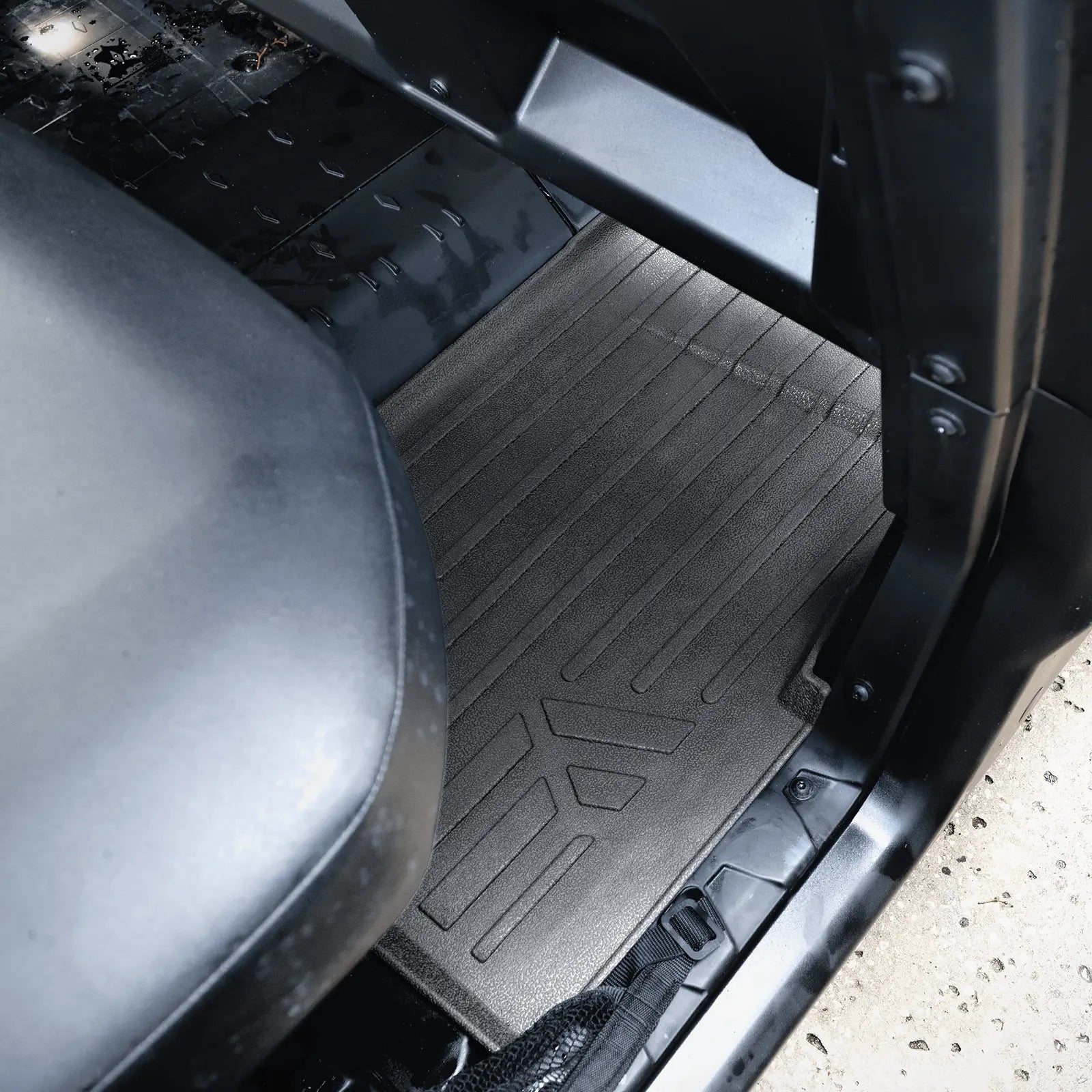 SMARTLINER OUTDOORS™ Custom Fit Rugged Rubber Floor Liners For 2016-2025 Can-Am Defender (6 Seater) Smartliner USA