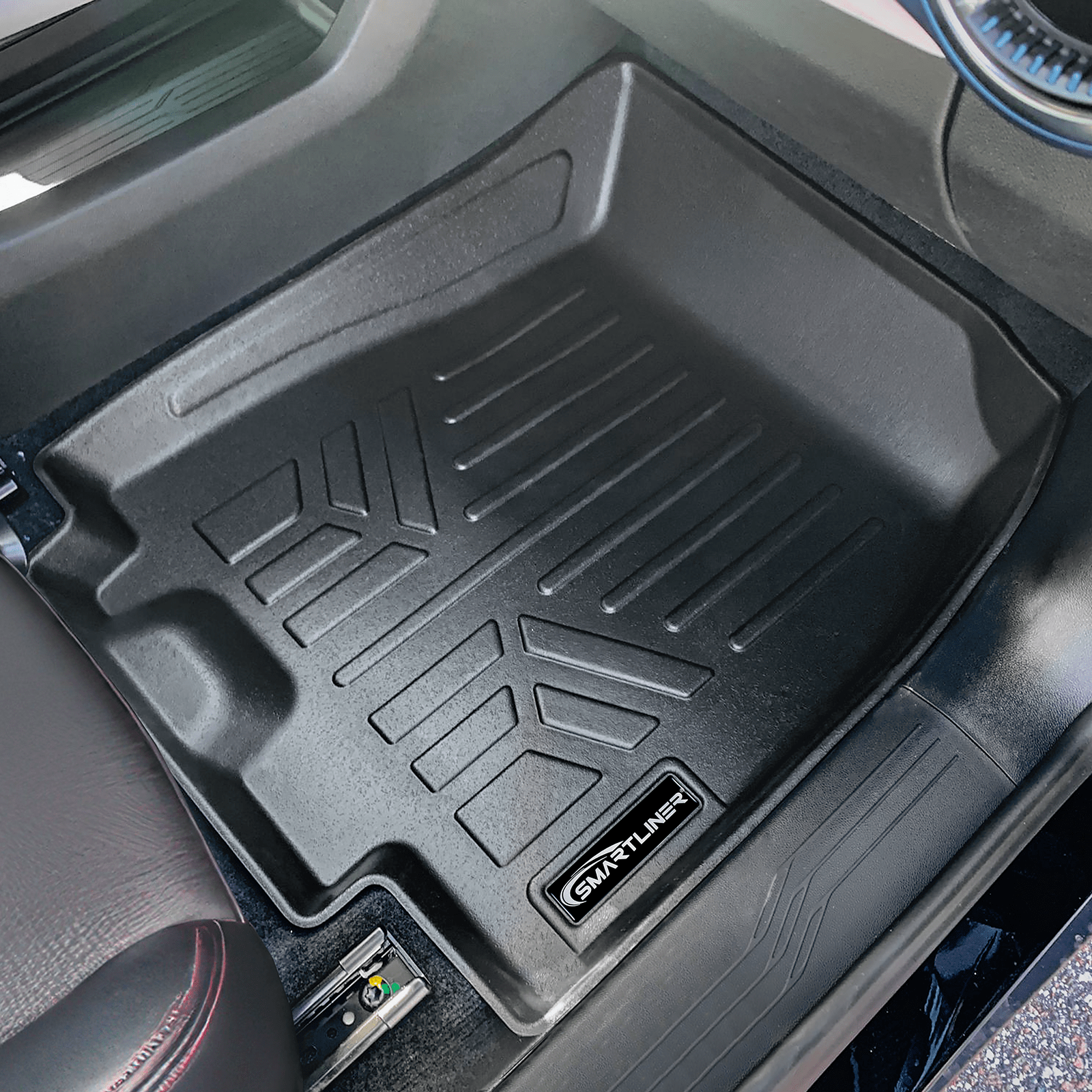 SMARTLINER Custom Fit Floor Liners For 2024-2025 Chevrolet Equinox EV Smartliner USA