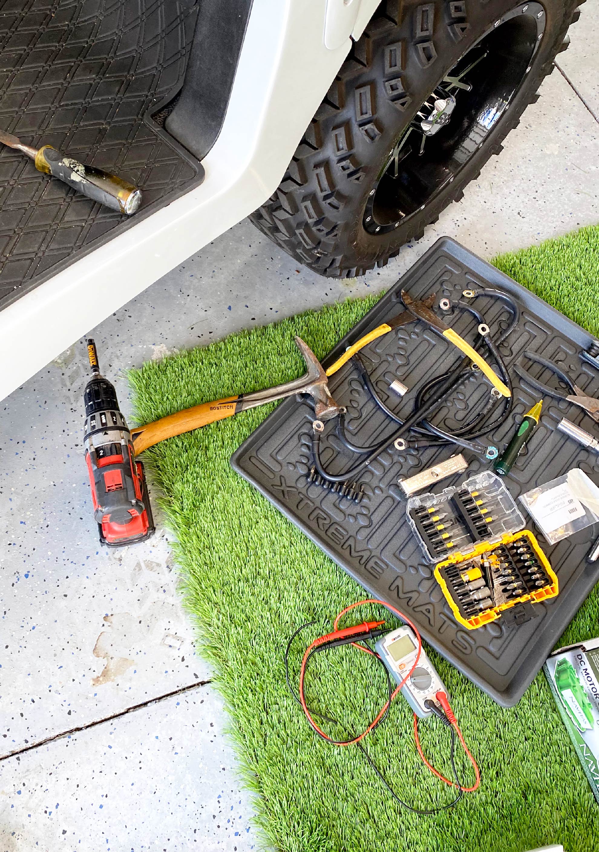 Xtreme Mats - Anywhere, Anytime™ Multi-Purpose Utility Mat & Boot Tray